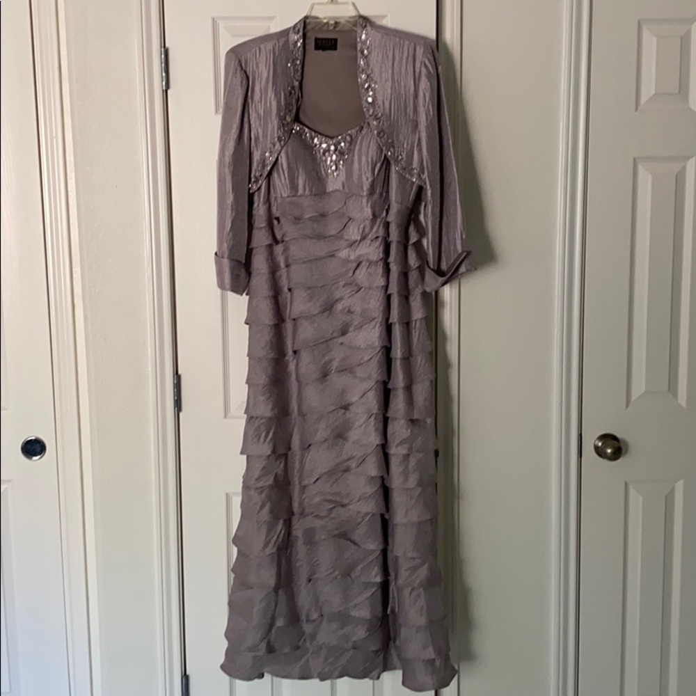 Carol Lin evening/mother of the bride dress